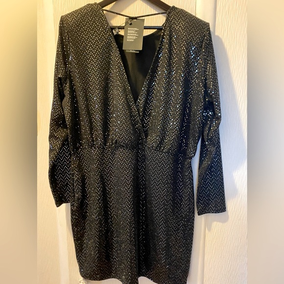 Beautiful sparkle dress - NWT - Picture 2 of 3